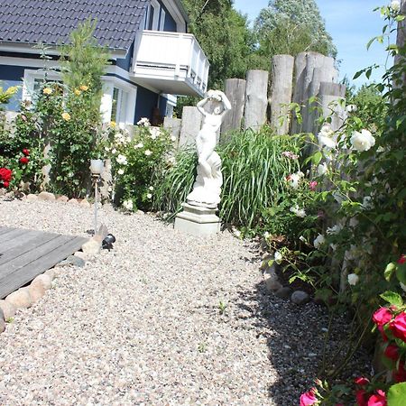 Aparthotel Haus Amo Solem Dierhagen Zimmer foto